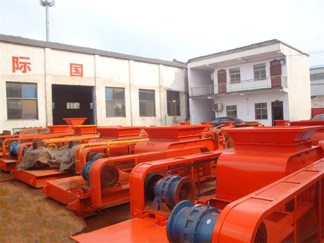 單齒（chǐ）輥破碎機