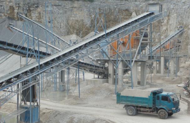 製砂機機械生產的碎石廣泛適用於建築和築路用砂