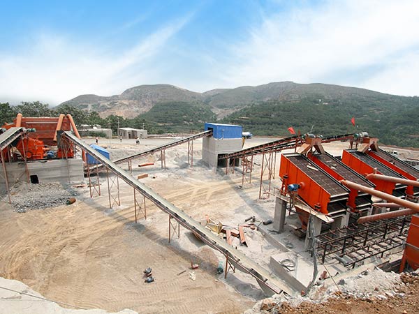 礦石製砂生產線成品粒度優良，成（chéng）立方體，狀符合國家標準